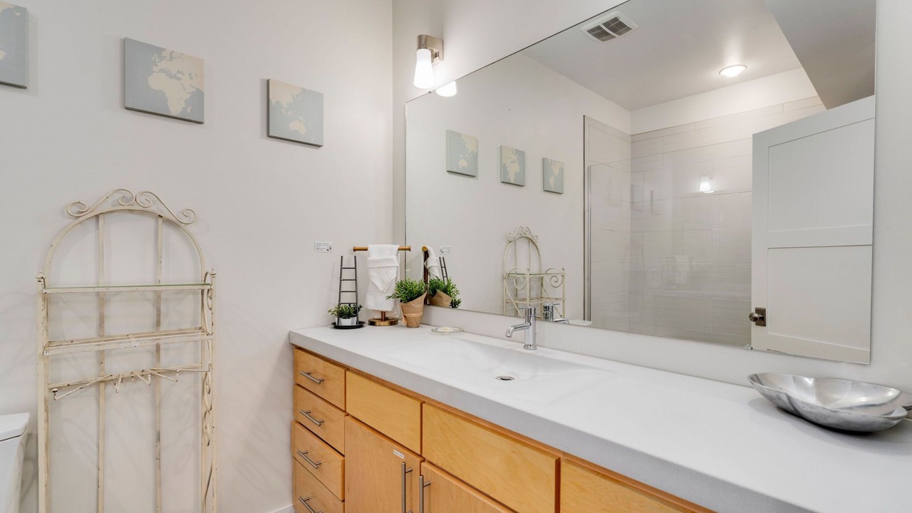 Photo of Bathroom in University Park