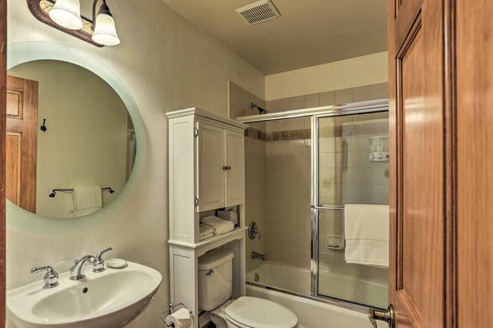 Photo of Bathroom in Edwards