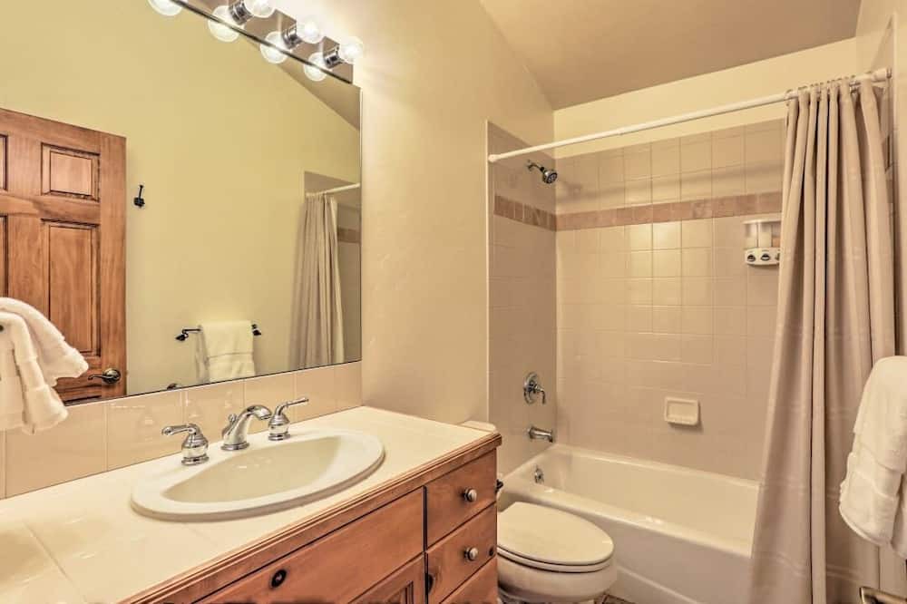 Photo of Bathroom in Edwards
