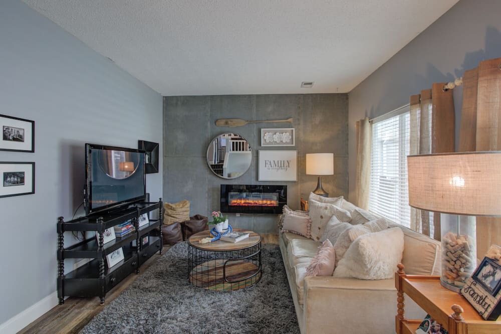 Photo of Livingroom in Longmont