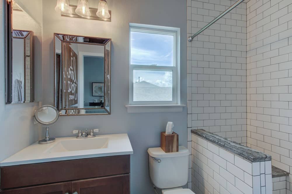 Photo of Bathroom in Longmont