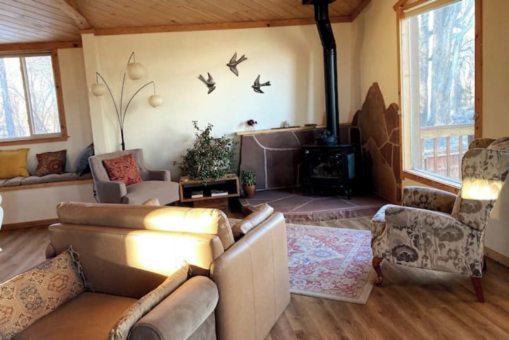 Photo of Livingroom in Crestone