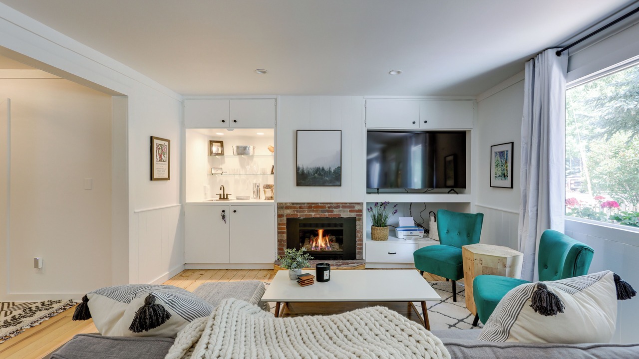 Photo of Livingroom in Redstone