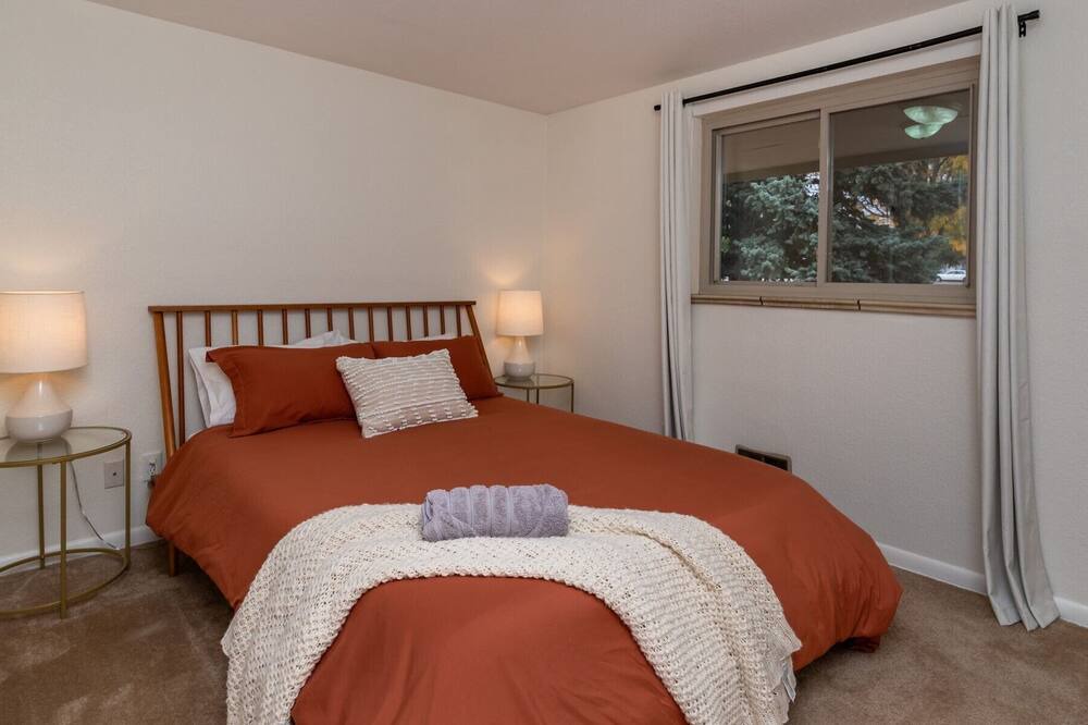 Photo of Bedroom in Arvada Plaza Area