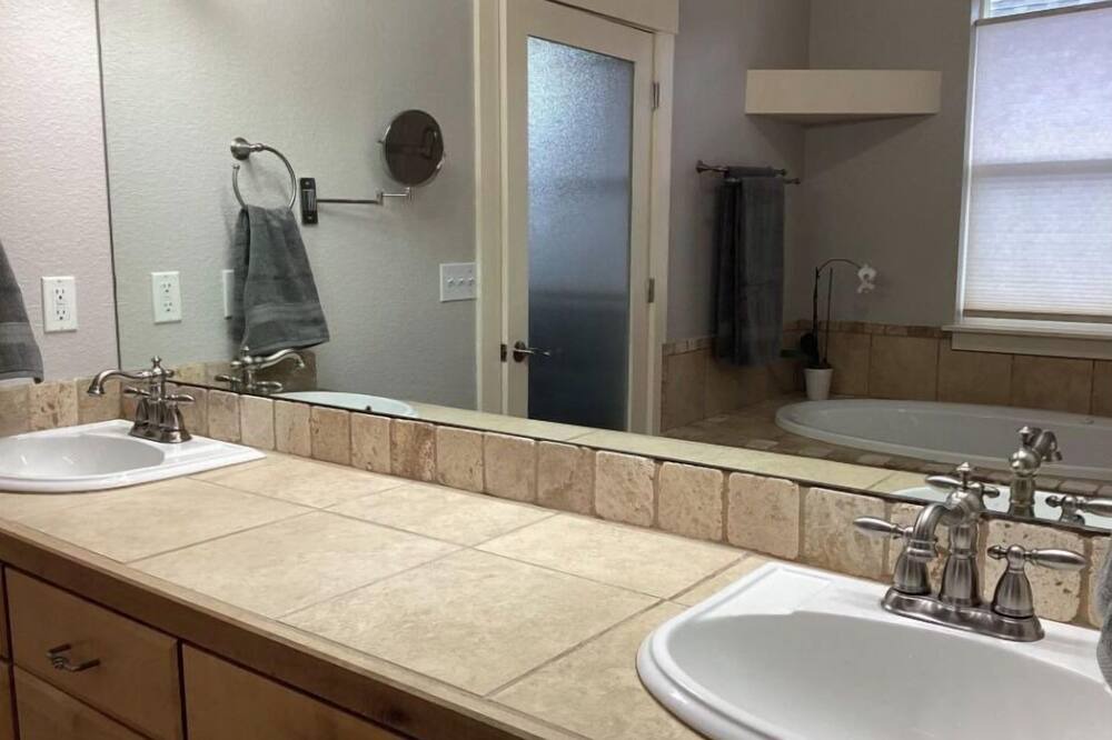 Photo of Bathroom in Lafayette