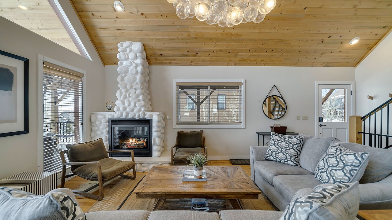 Photo of Livingroom in Tabernash