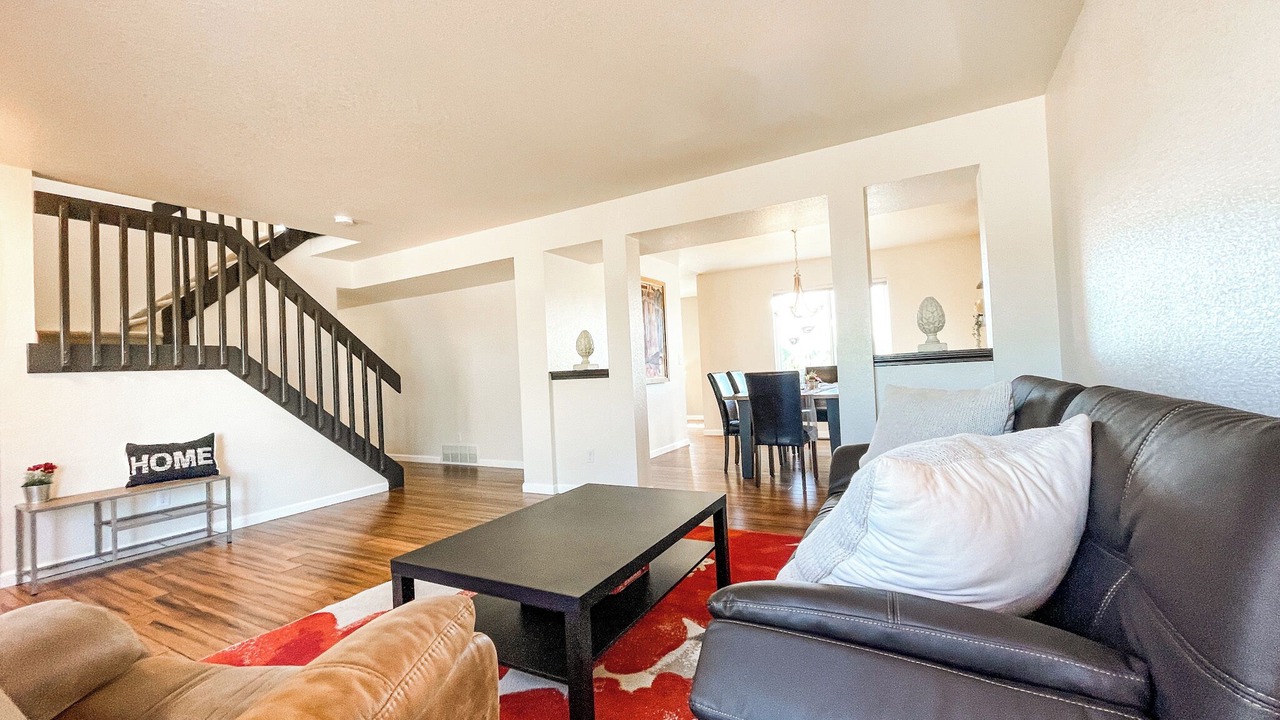 Photo of Livingroom in Security-Widefield