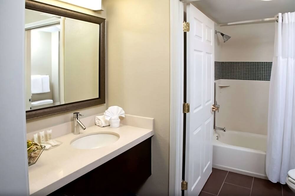 Photo of Bathroom in Acres Green