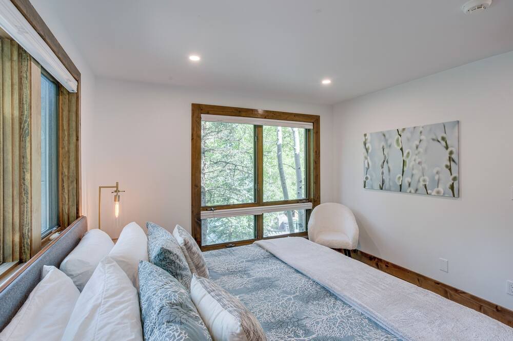 Photo of Bedroom in Intermountain