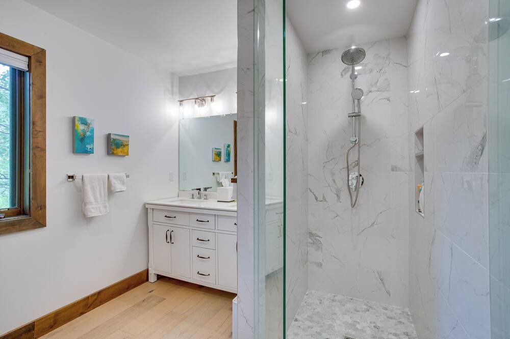 Photo of Bathroom in Intermountain