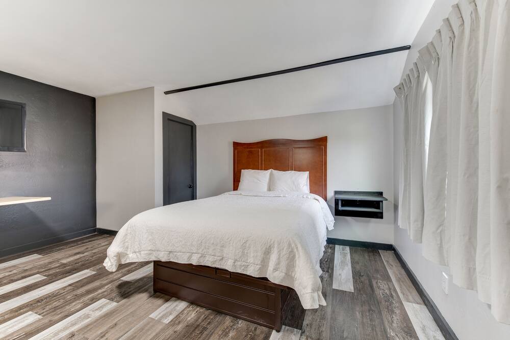 Photo of Bedroom in Lewis