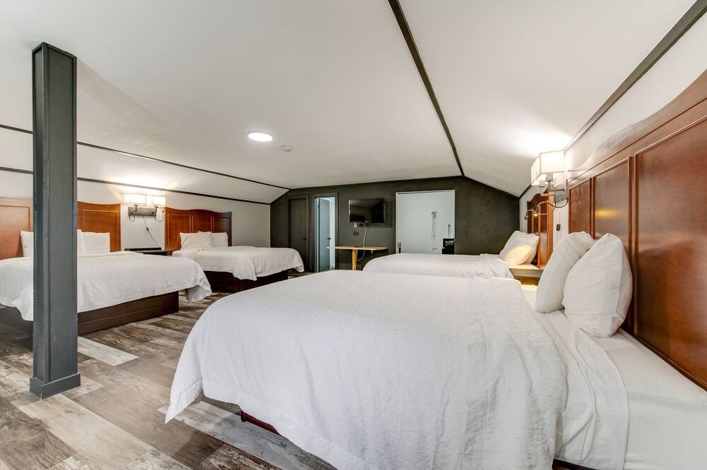 Photo of Bedroom in Lewis