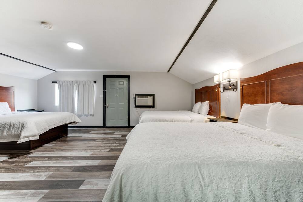Photo of Bedroom in Lewis