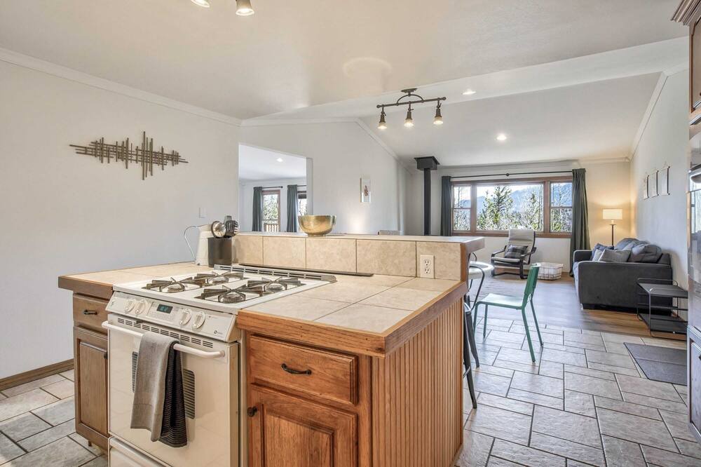 Photo of Kitchen in Cripple Creek