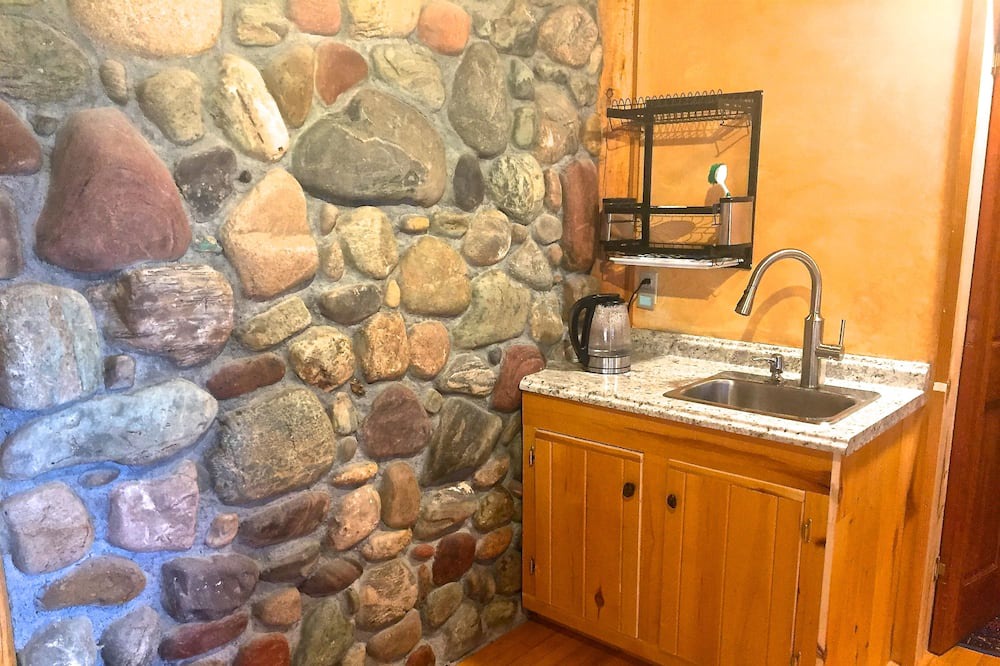 Photo of Bathroom in Missouri Heights