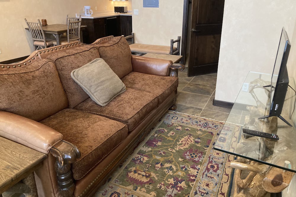 Photo of Livingroom in Marvel