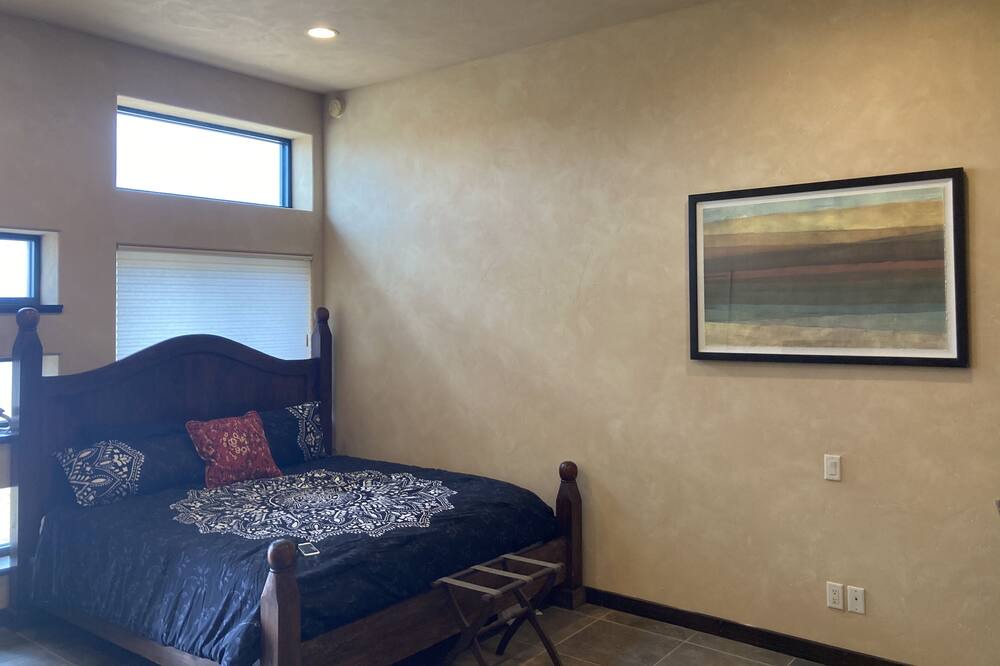 Photo of Bedroom in Marvel