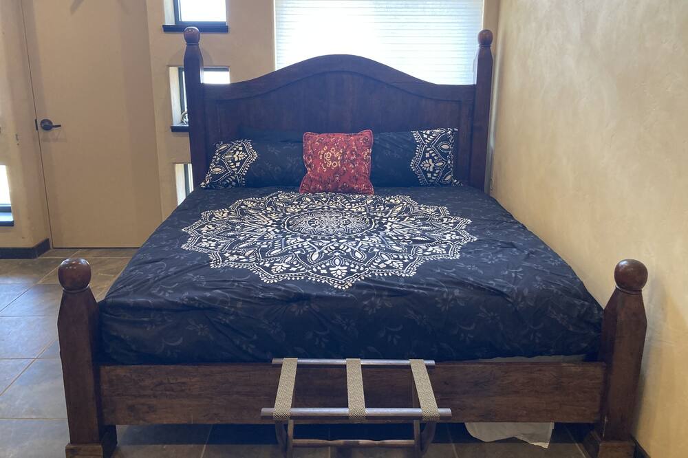 Photo of Bedroom in Marvel
