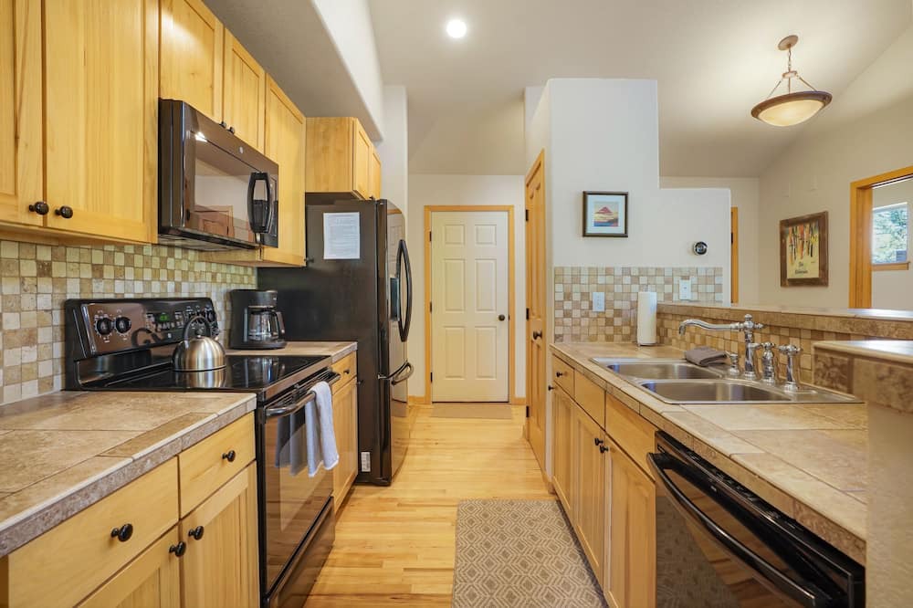 Photo of Kitchen in Rendezvous
