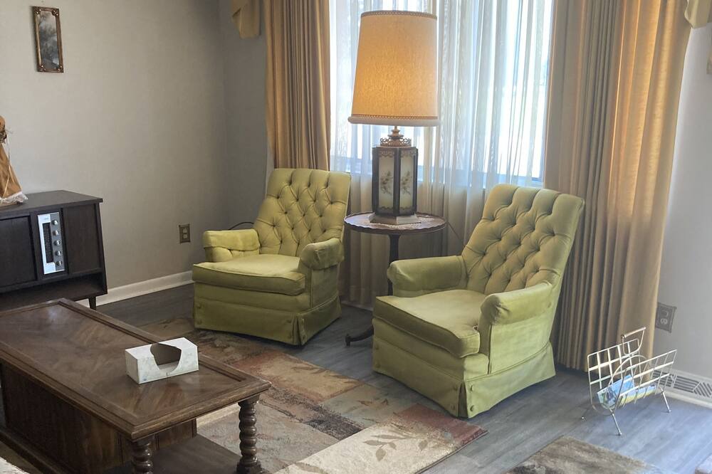 Photo of Livingroom in Windsor