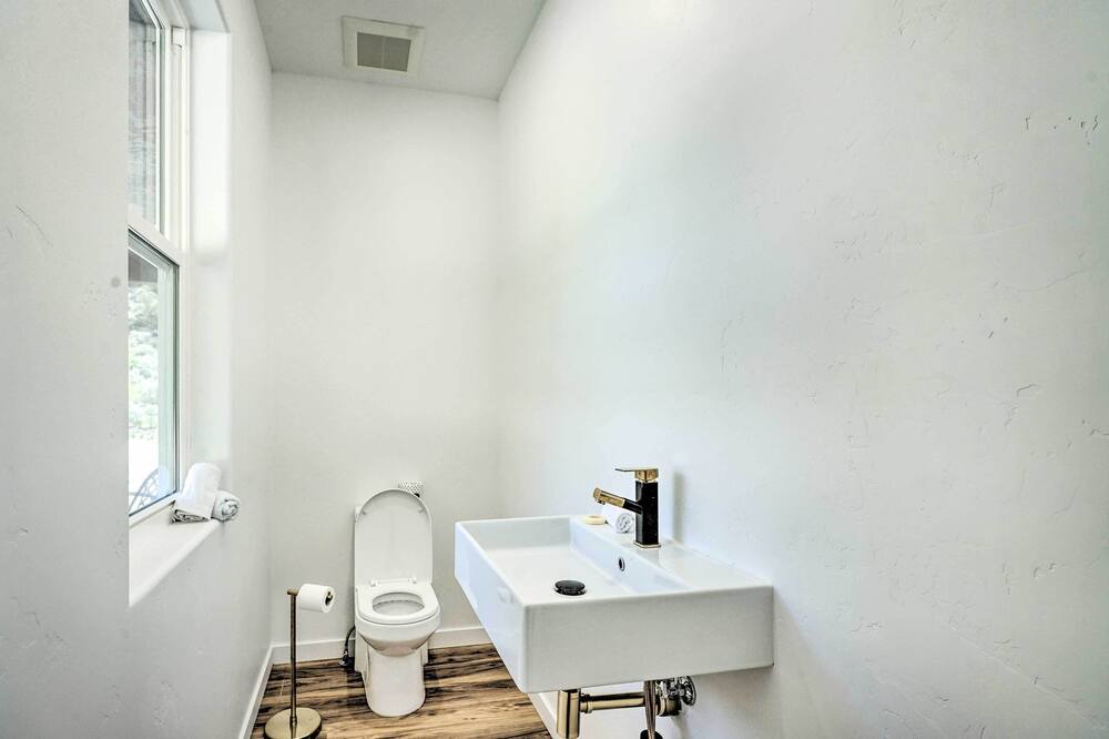 Photo of Bathroom in Rifle