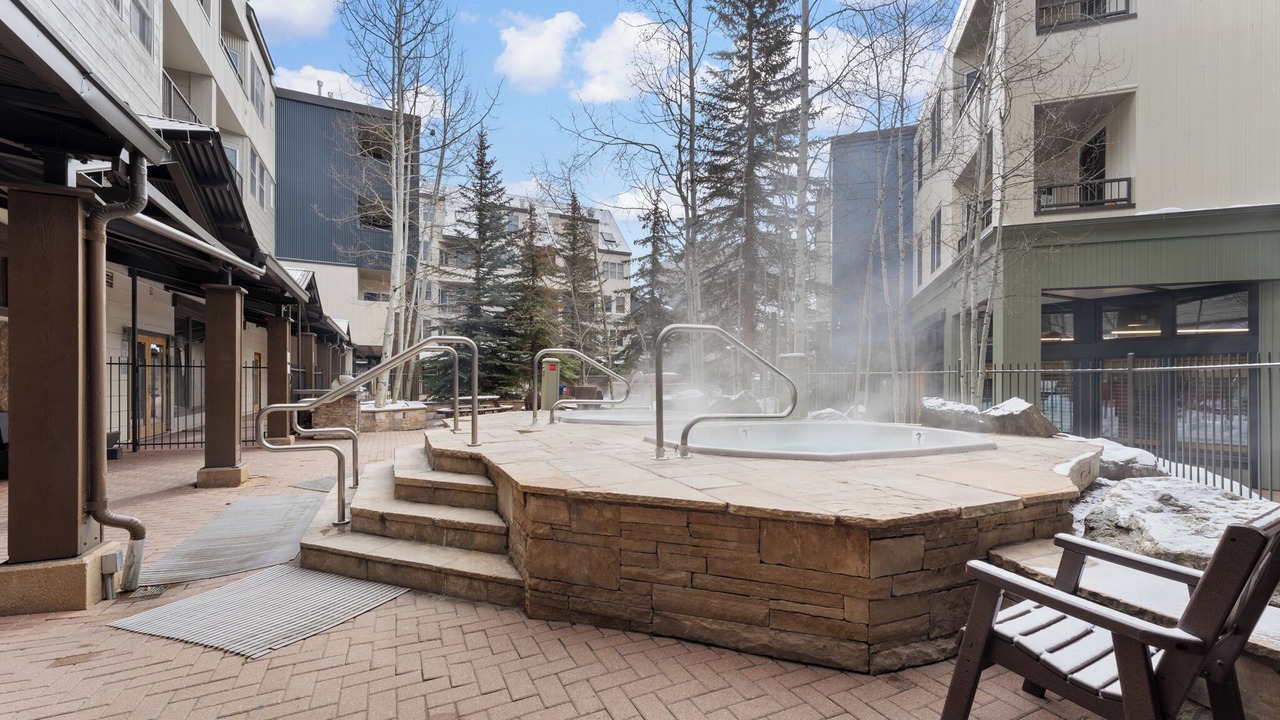 Photo of Outdoor in River Run