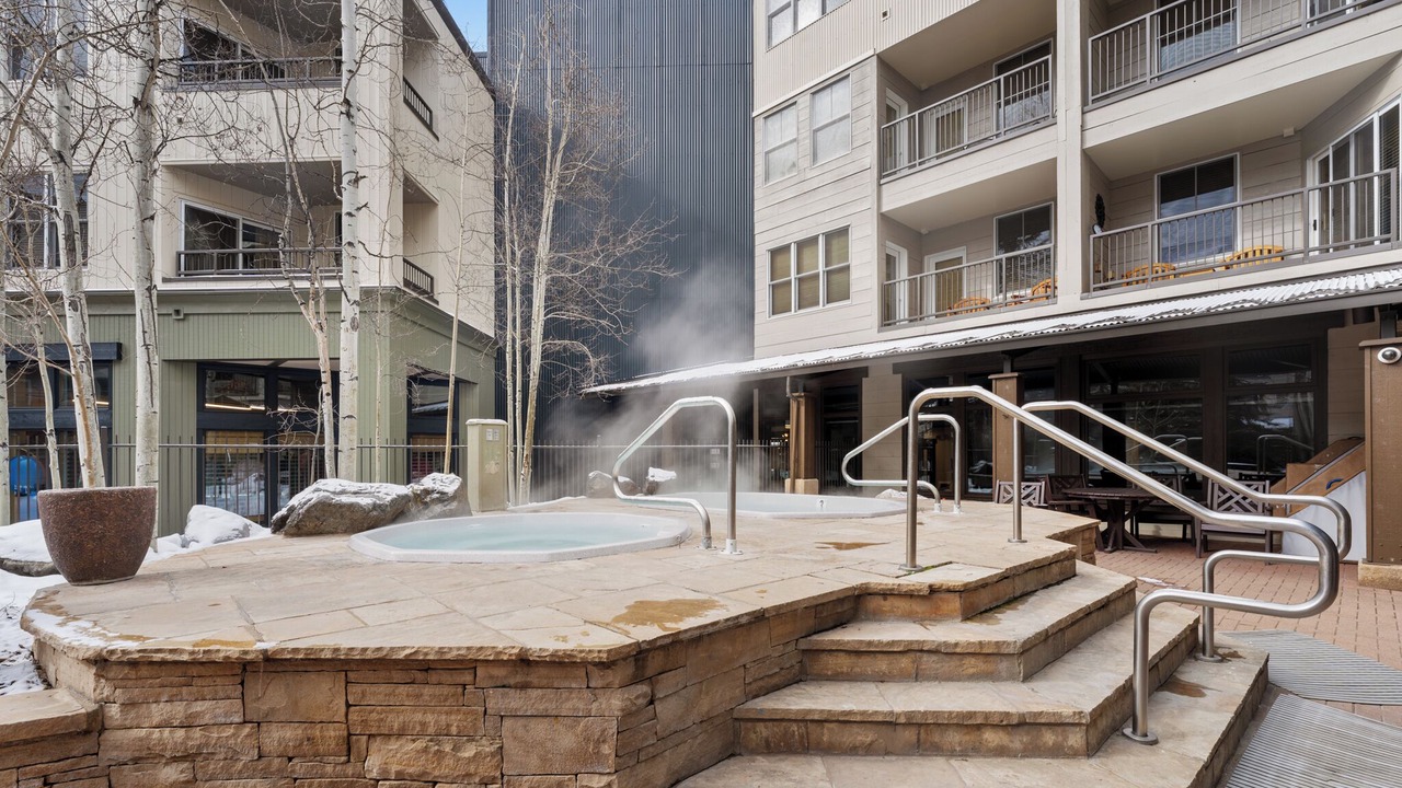 Photo of Outdoor in River Run