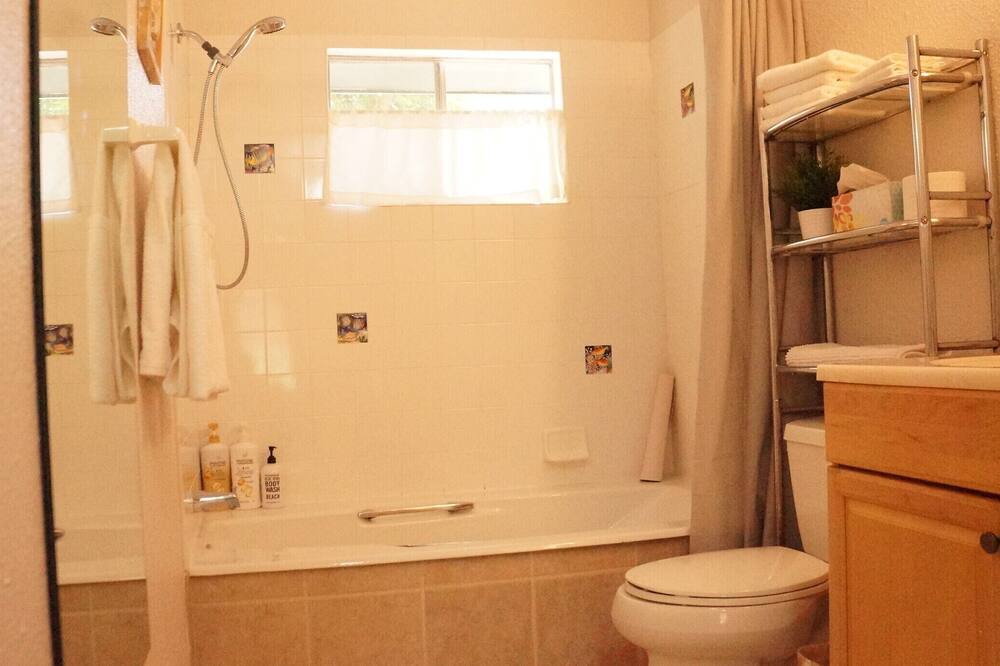 Photo of Bathroom in Panorama Heights