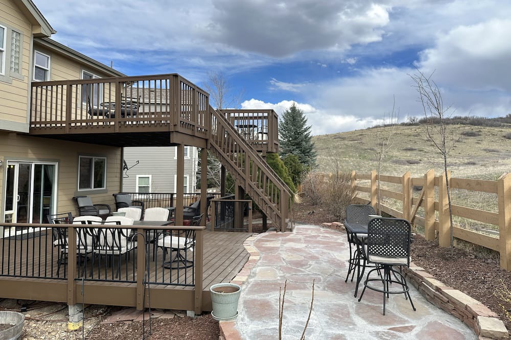 Photo of Outdoor in Southridge