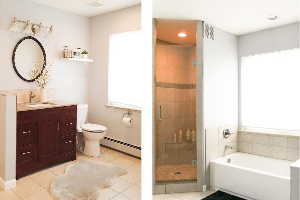 Photo of Bathroom in Cory