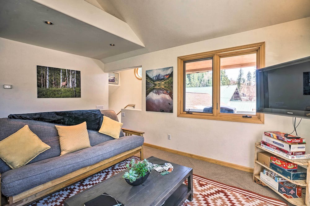 Photo of Bedroom in Redstone