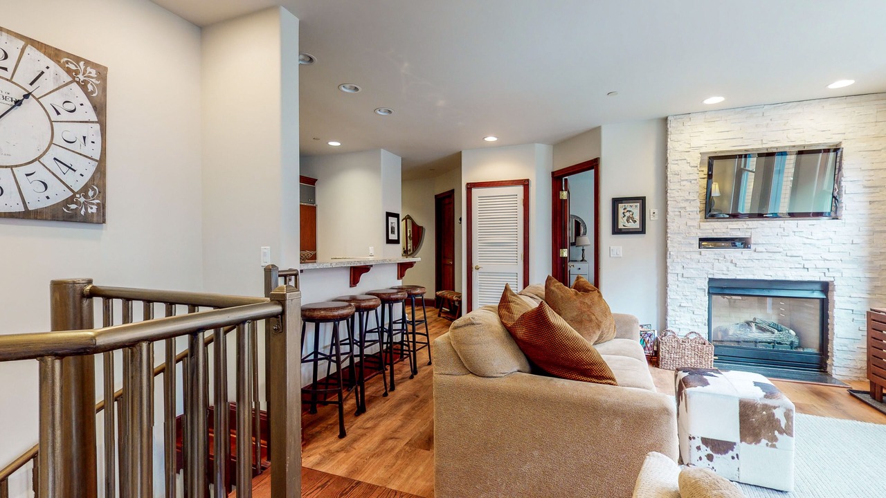Photo of Livingroom in Telluride