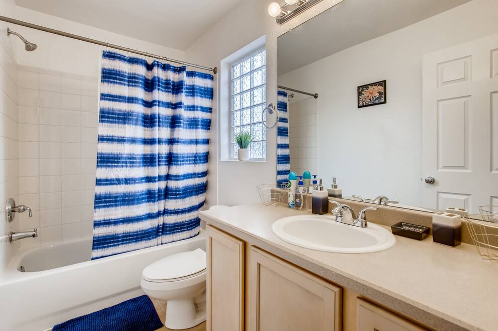Photo of Bathroom in Green Valley Ranch