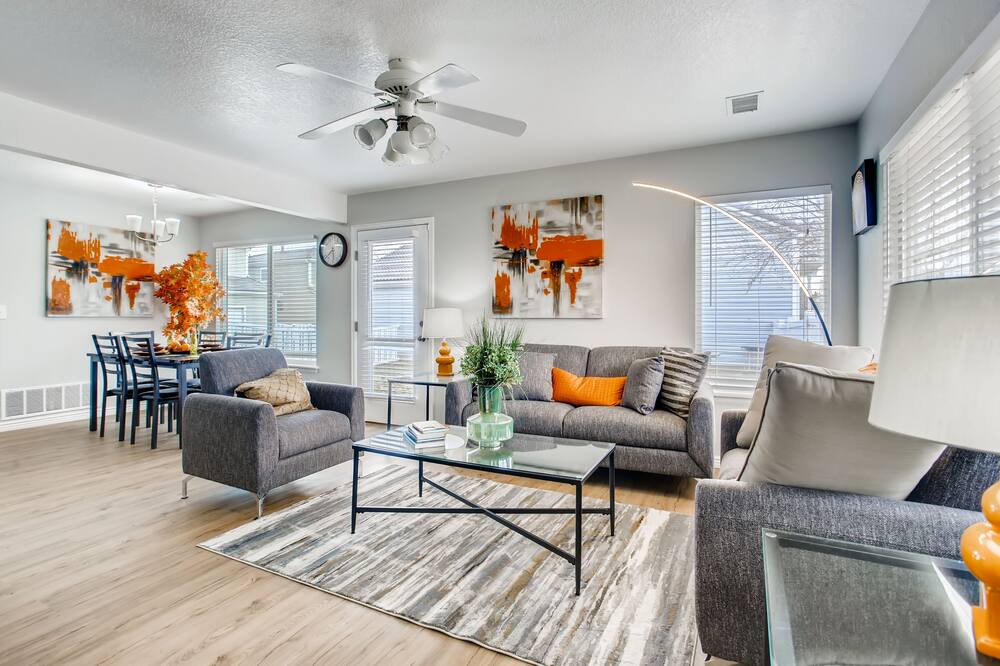 Photo of Livingroom in Green Valley Ranch