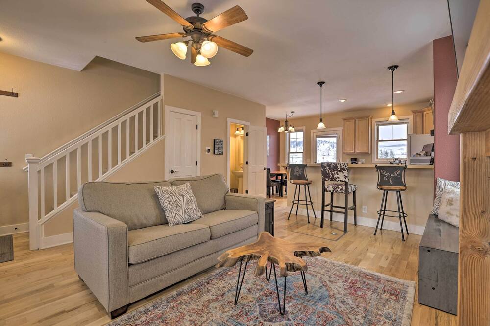 Photo of Livingroom in Grand Elk Ranch