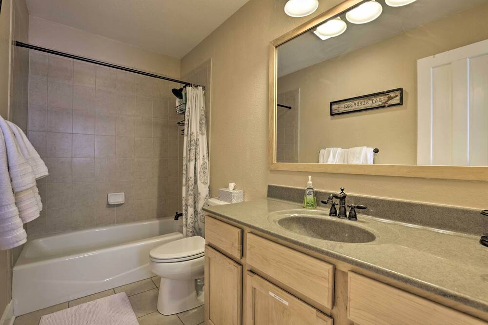 Photo of Bathroom in Grand Elk Ranch