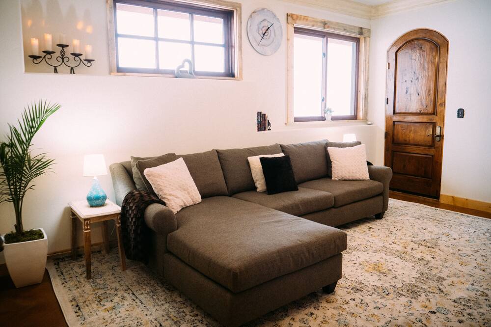 Photo of Livingroom in Carbondale