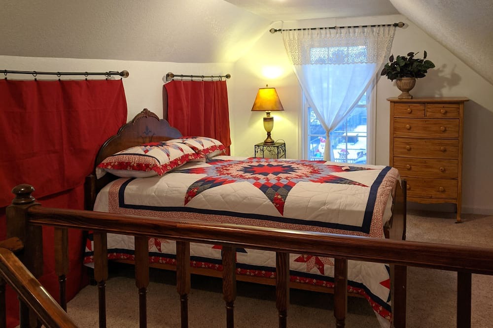 Photo of Bedroom in Victor