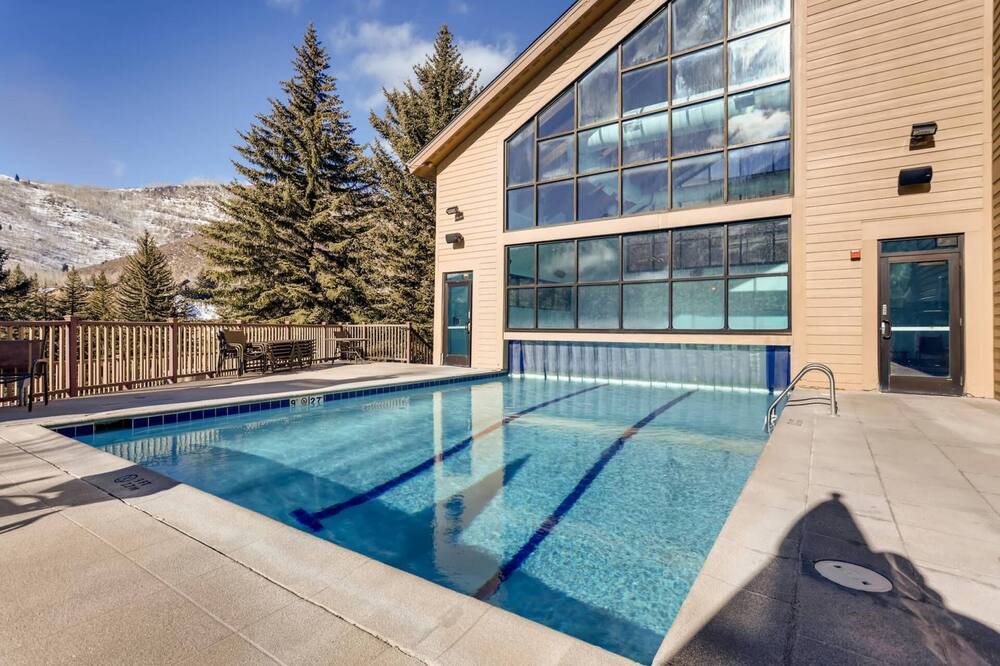Photo of Outdoor in Highland Meadows