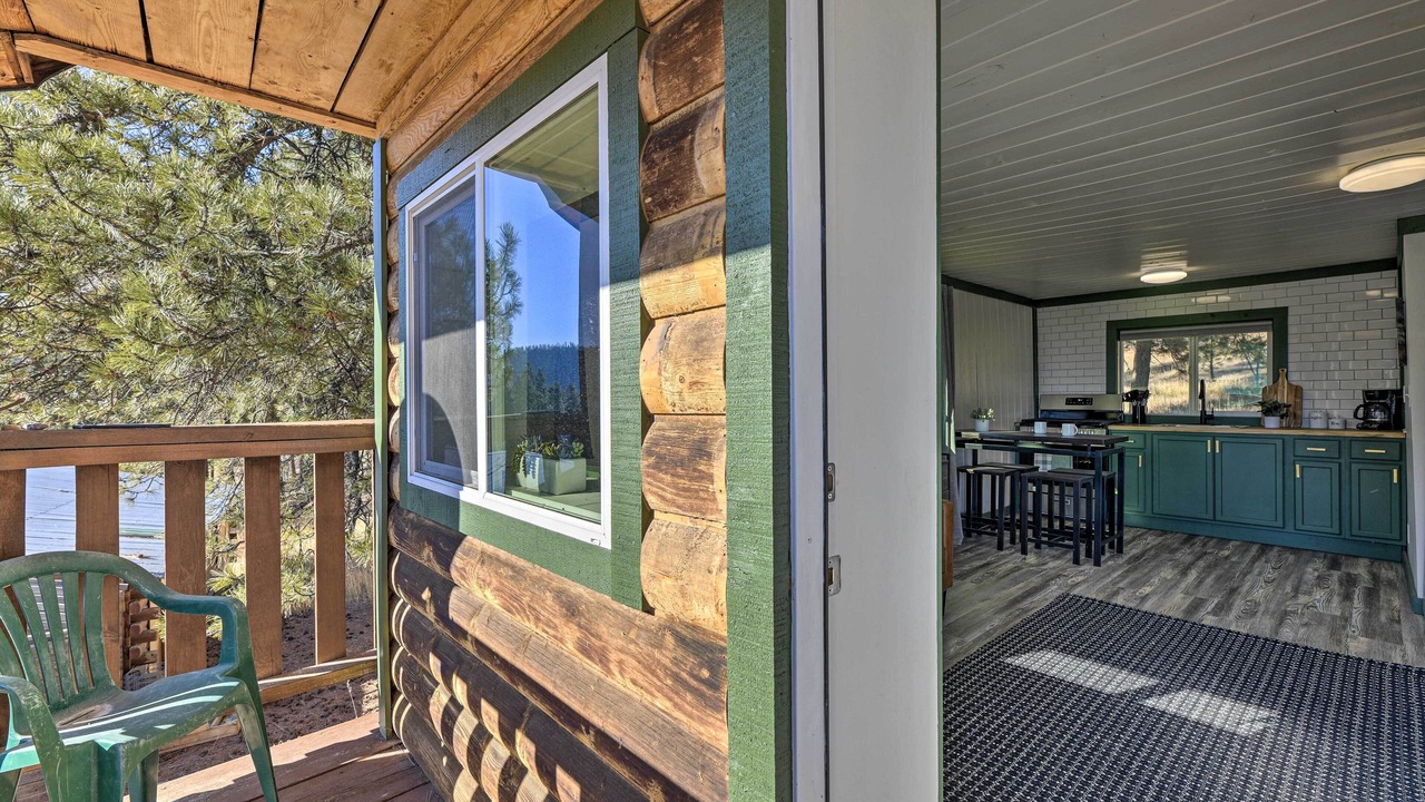 Photo of Outdoor in Forest Lakes
