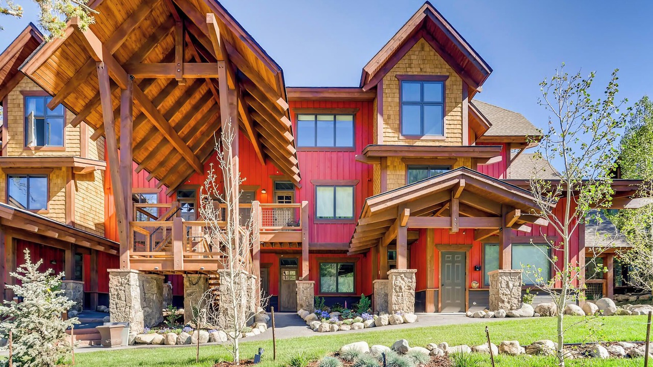 Photo of Outdoor in Lakeside Village