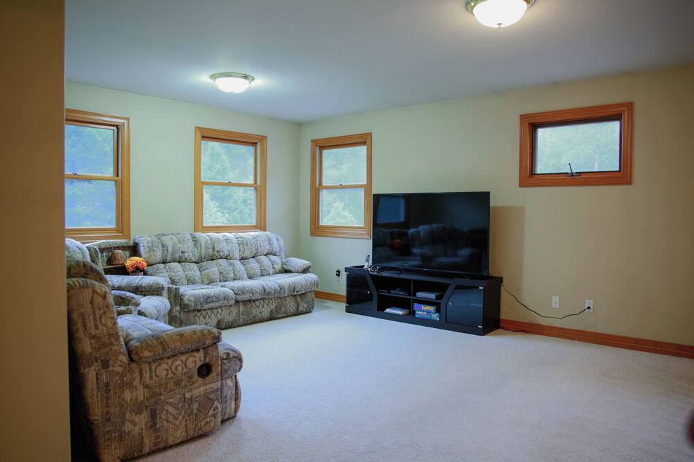 Photo of Bedroom in Richmond Hill Corridor
