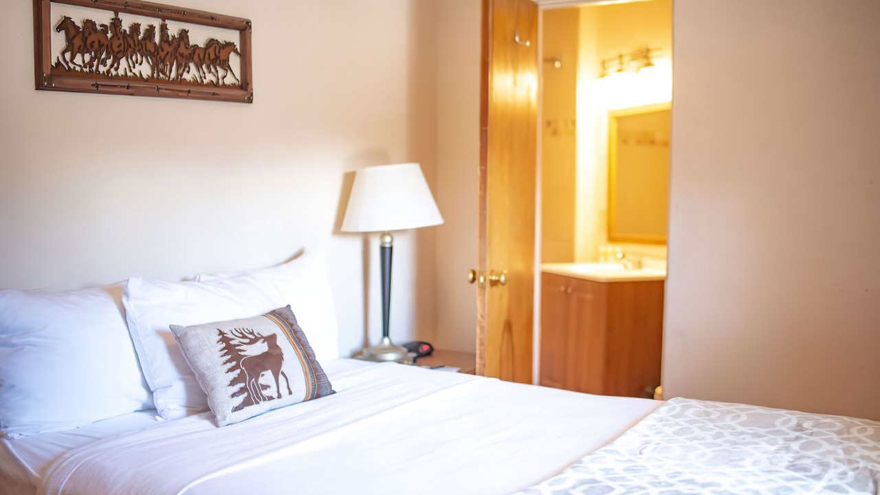 Photo of Bedroom in Estes Park
