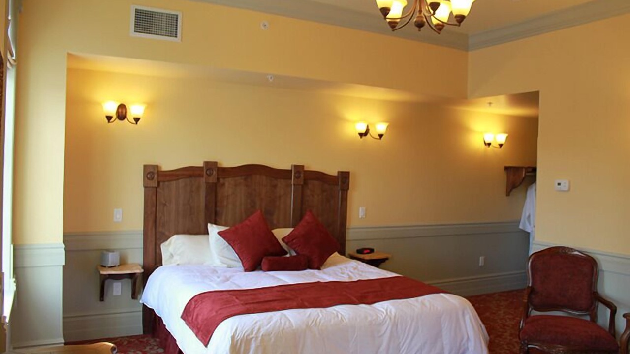 Photo of Bedroom in Del Norte