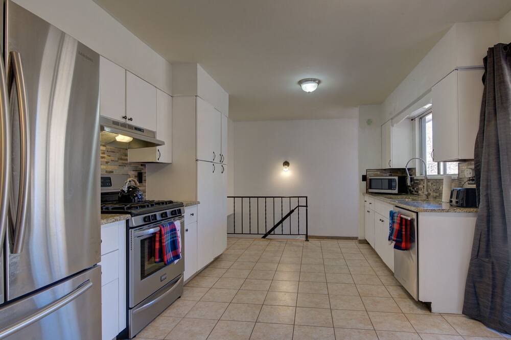 Photo of Kitchen in Rustic Hills