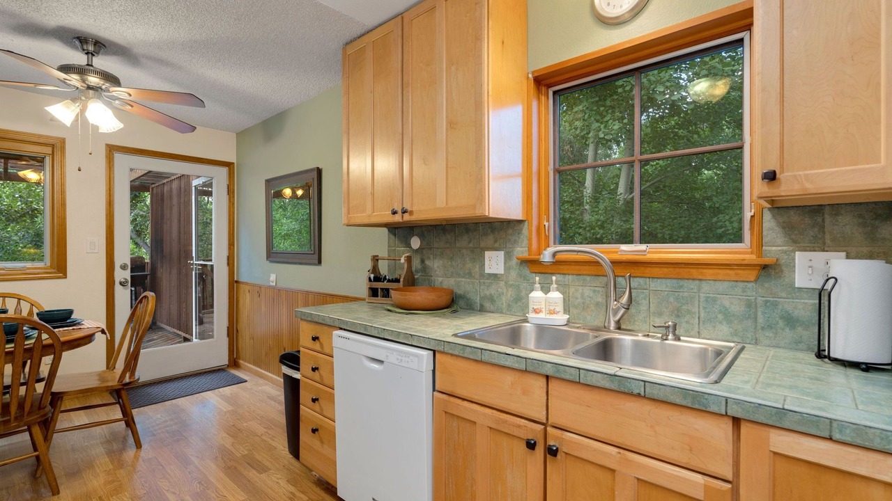 Photo of Kitchen in Cedar Village