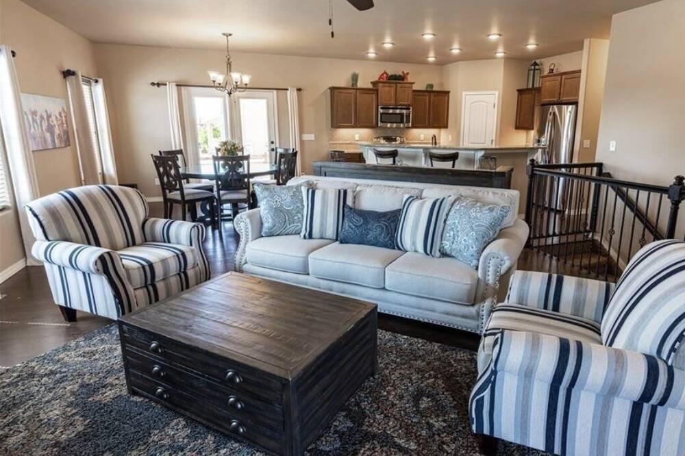 Photo of Bedroom in Peyton