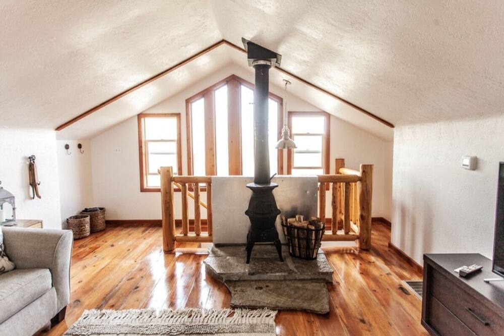 Photo of Livingroom in Larkspur