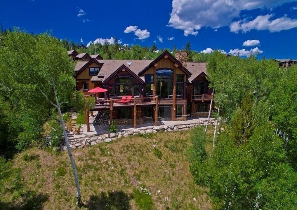 Photo of Outdoor in Three Peaks
