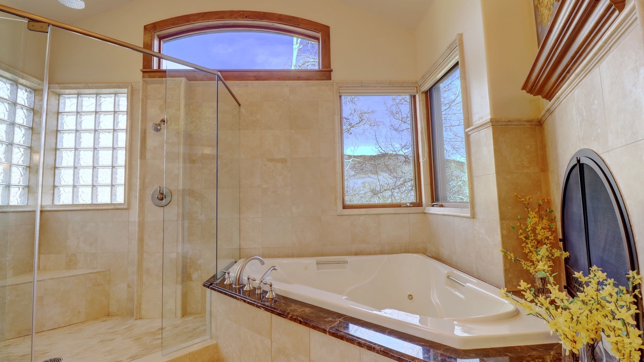 Photo of Bathroom in Three Peaks